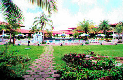 Stauffer Maturin Hotel Exterior photo